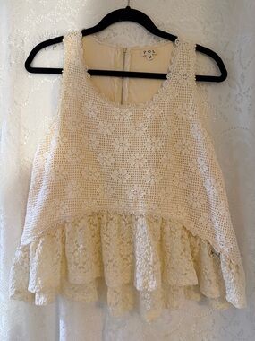 POL Cream Crochet Lace Peplum Camisole